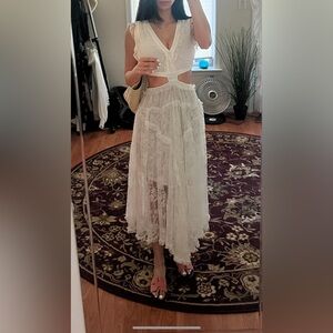 Summer dreams in white lace